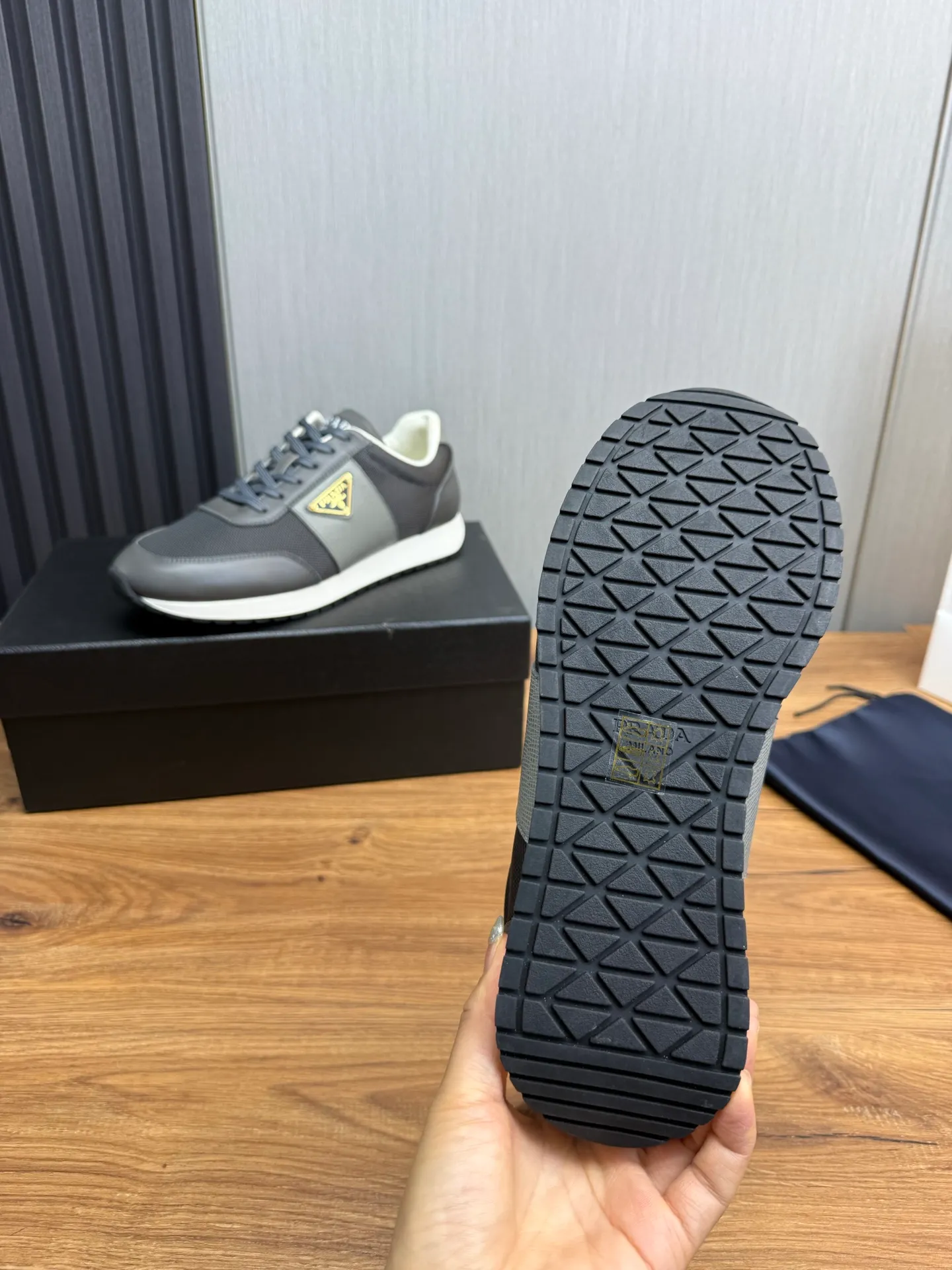 Men's shoes 💰760💰 [PRADA] New models synchronized with the official website, high-quality shipments ✔️Best sellers🔥 Original cowhide with mesh surface + cowhide lining, 1🆚1 replica, original bottom, 38-45 (men's 45 is custom-made and cannot be returned)